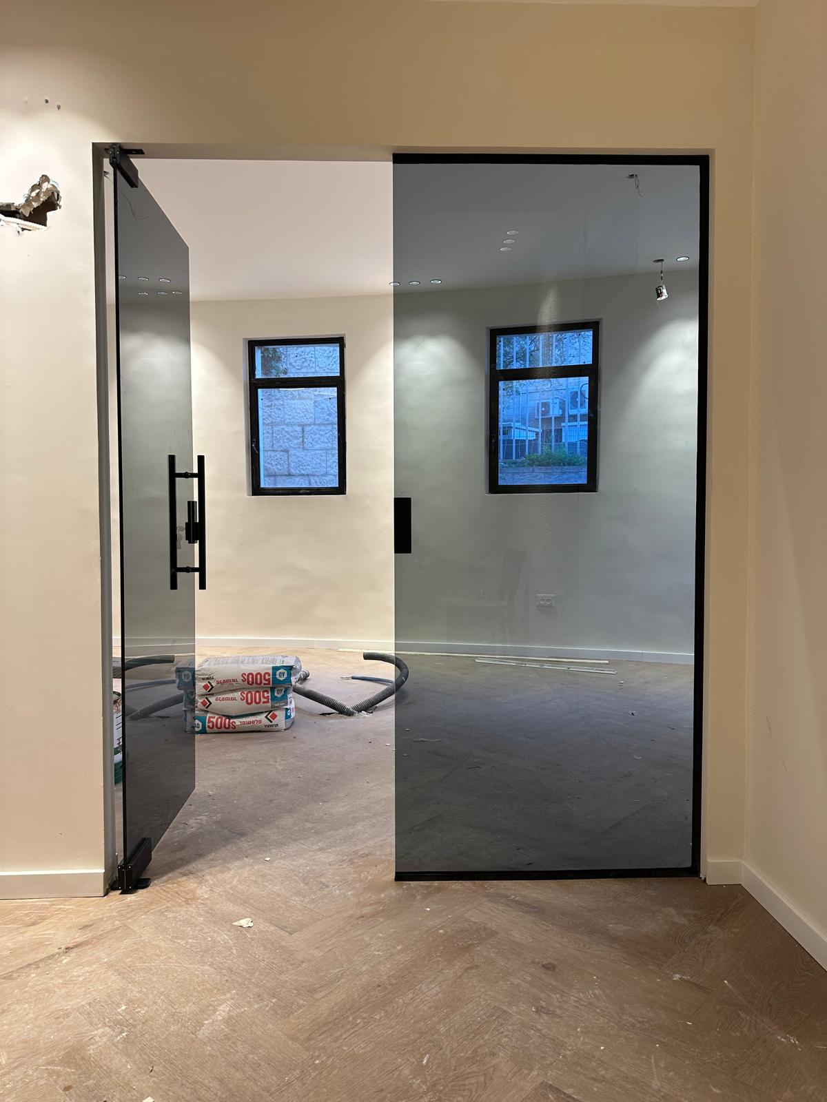 עבודת זכוכית 19