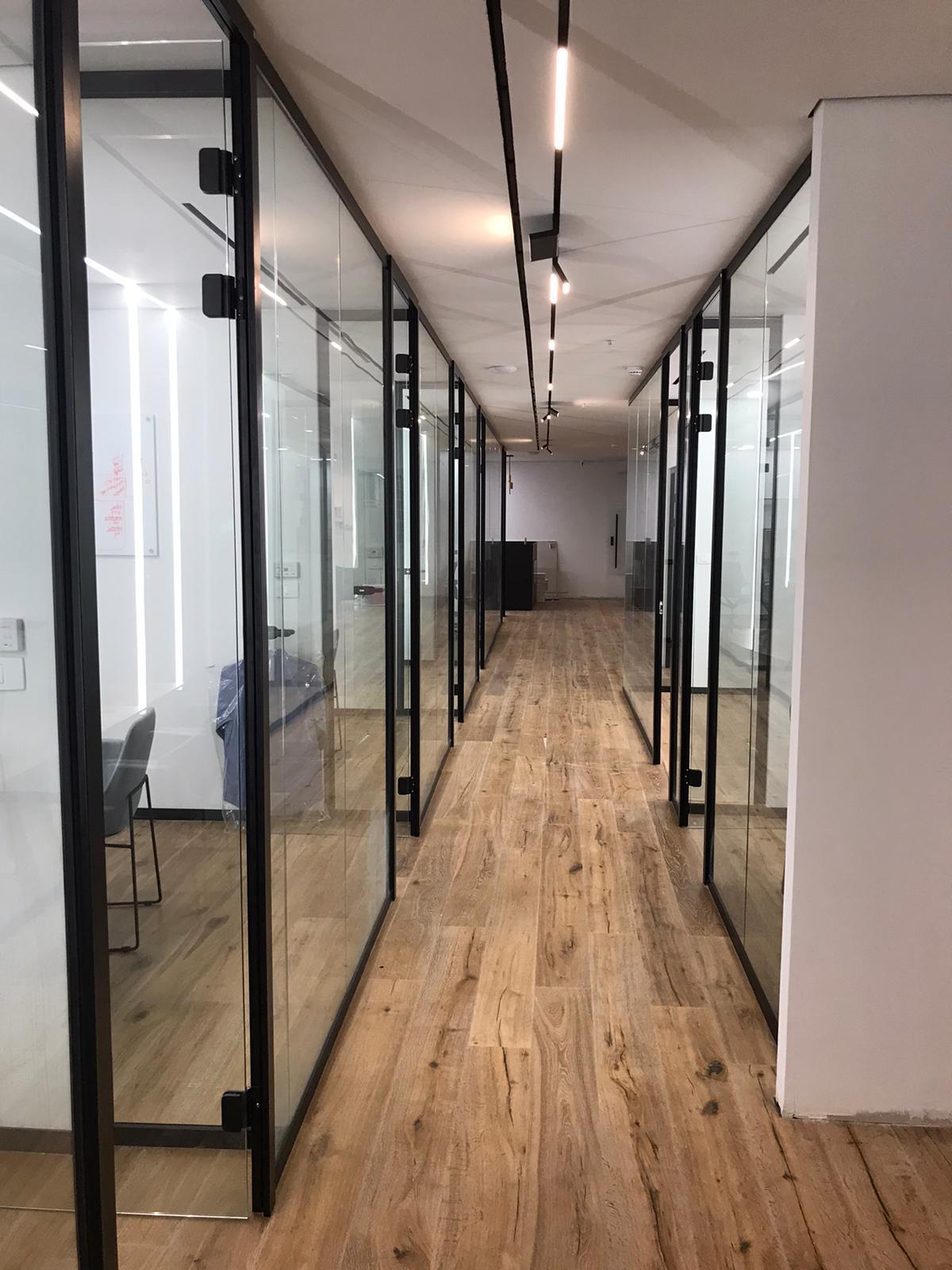 עבודת זכוכית 06